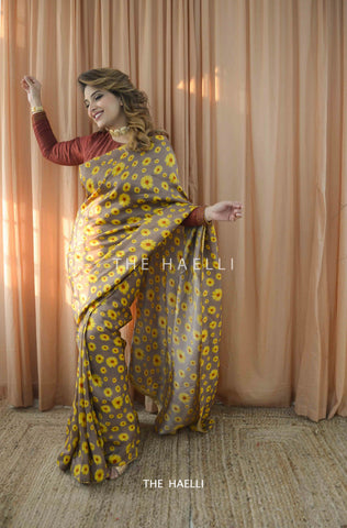 Sunflower Beige Uppada Silk Saree Sunflower Beige Uppada Silk Saree