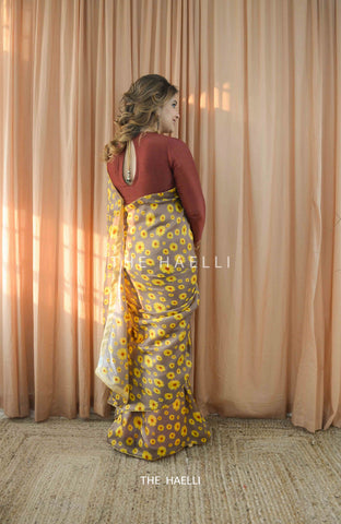 Sunflower Beige Uppada Silk Saree Sunflower Beige Uppada Silk Saree