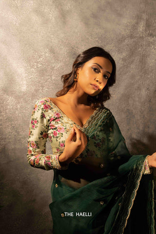 Morni Green Organza Silk Saree Morni Green Organza Silk Saree