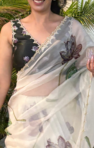 Kamal Smoke White Organza Silk Saree Kamal Smoke White Organza Silk Saree