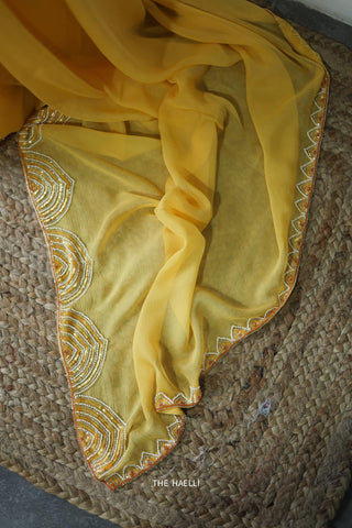 Naina Yellow Chiffon Silk Saree Naina Yellow Chiffon Silk Saree