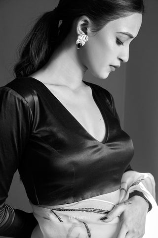 Velora Black Sleeves Stretchable Blouse