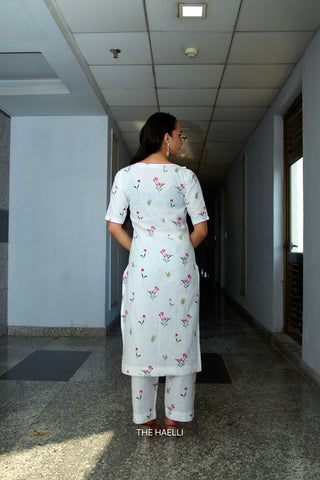Wild Petal White Linen Kurta Set