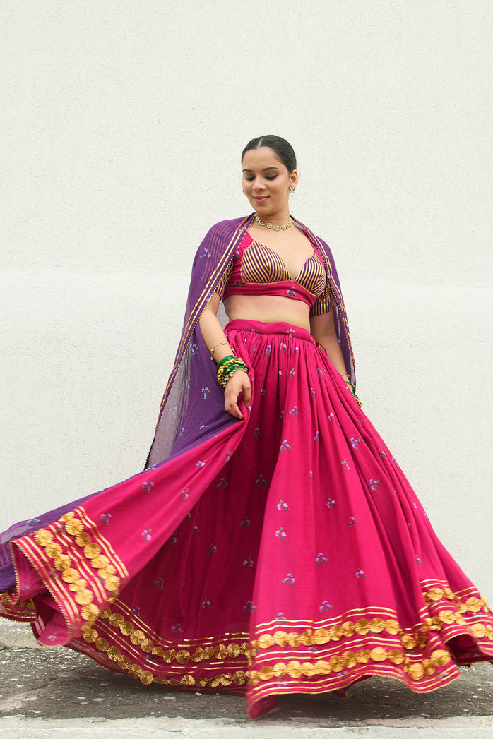 Neera Magenta Mul Chanderi Lehenga