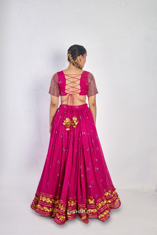 Neera Magenta Mul Chanderi Lehenga