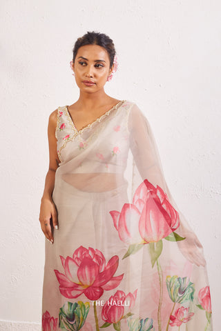 Kumud Goose Organza Silk Saree